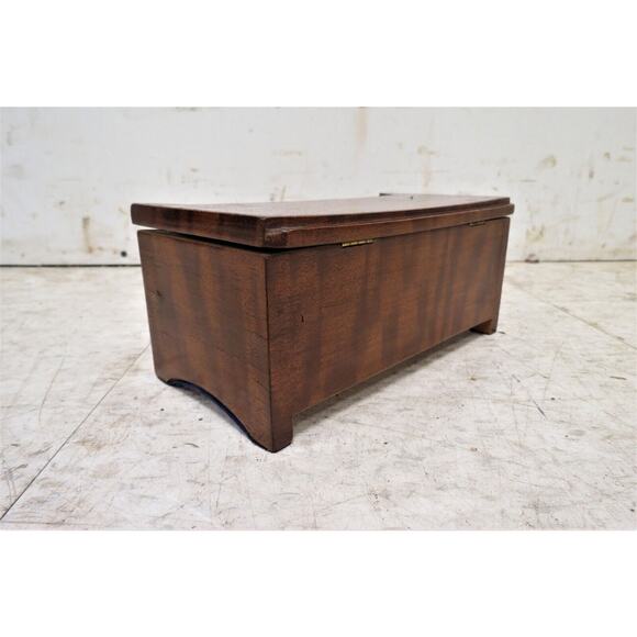 Vintage Jewelry Box Casket - English Mahogany Wood - Picture 6 of 8